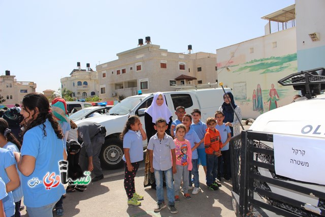 كفرقاسم – فيديو: طلاب مدرسة الزهراء في يوم ارشادي توعوي للأمان بمشاركة الشرطة الجماهيرية ومركز بقاء الطبي 